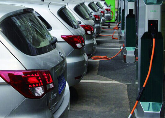 Açık ISO9001 Şarj Kazık Dijital Tabela Enerji Car 2500 Nits için 70 inç DDW-AD7001S