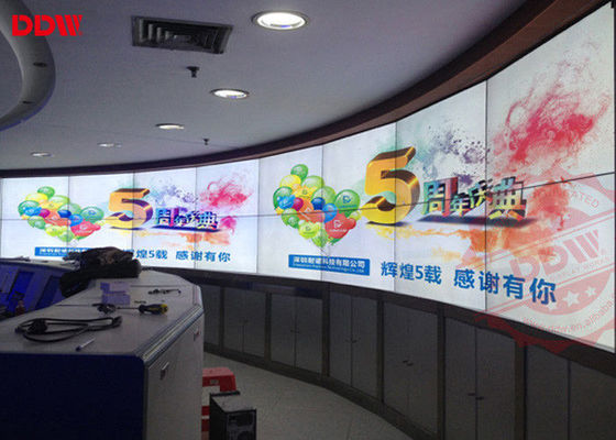 Duvara Monte Eğimli Video Duvar Ultra Dar Çerçeveli LG Ekranlar RS232 Kontrolü